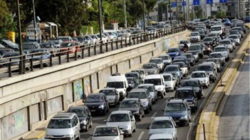 Μποτιλιάρισμα στον Κηφισό – Στο «κόκκινο» οι οδηγοί