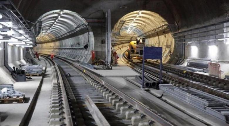 Θεσσαλονίκη: Μπορεί να μην λειτουργεί το Μετρό αλλά κάνουν έκθεση σε σταθμό για τον Λαμπράκη