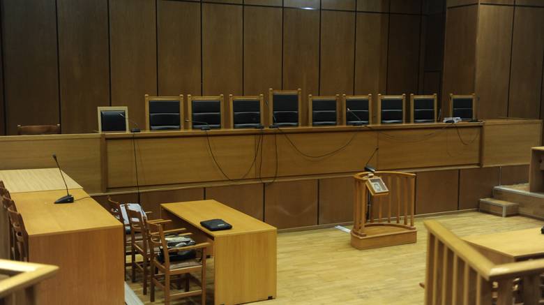 Ρέθυμνο: Αναβιώνει η πολύκροτη υπόθεση του μικρού Διονύση – Στο εδώλιο 4 παιδίατροι που τον εξέτασαν