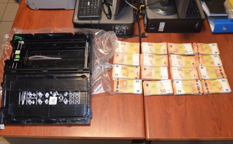 Έτοιμοι για όλα – Με την σφαίρα στην θαλάμη τα όπλα που είχαν οι Σακκάς-Δημητράκης (φώτο)