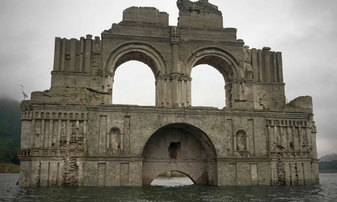 Αναδυόμενος ναός «φάντασμα» 400 ετών!