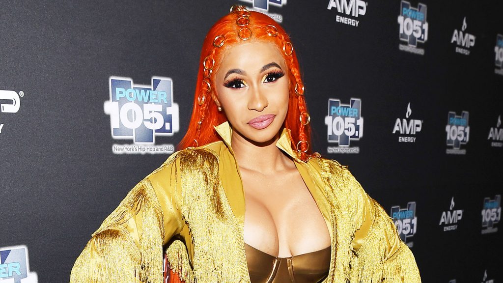 Σοκάρει η εικόνα της Cardi B μετά την τελευταία πλαστική επέμβαση