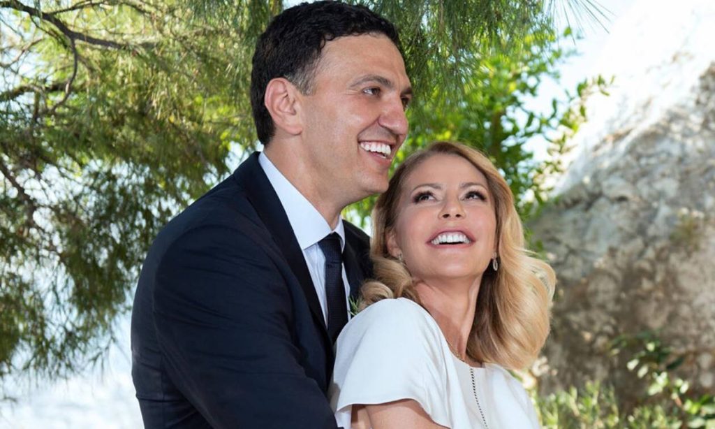 Η φωτογραφία που ανέβασε ο Βασίλης Κικίλιας από τον γάμο του με την Τζένη Μπαλατσινού: «Η γυναίκα μου» (φωτο)