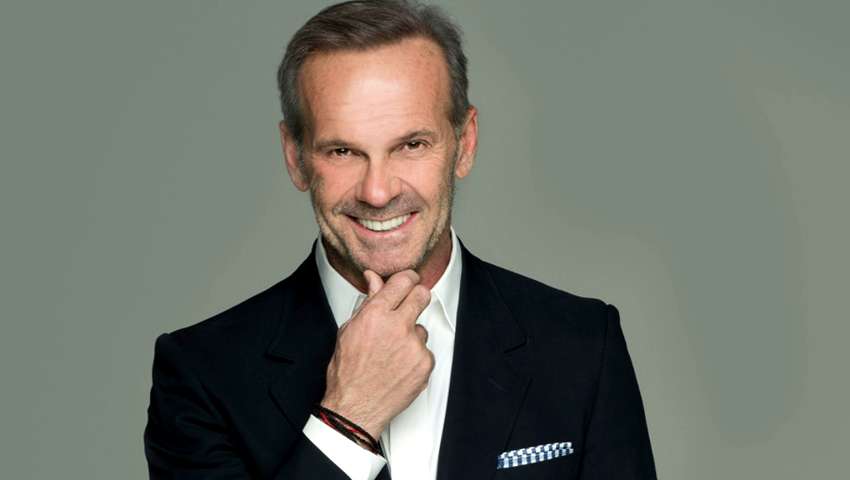 Μόνο ο Κωστόπουλος θα μπορούσε: Απίστευτα όσα είπε για τον γάμο Μπαλατσινού – Κικίλια