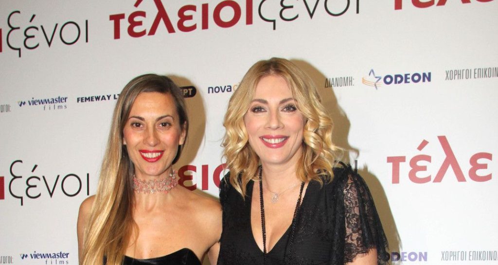 H Σμαράγδα Καρύδη και η Βίκυ Βολιώτη ποζάρουν κάτω από το νερό και «κόβουν» την ανάσα (φώτο)