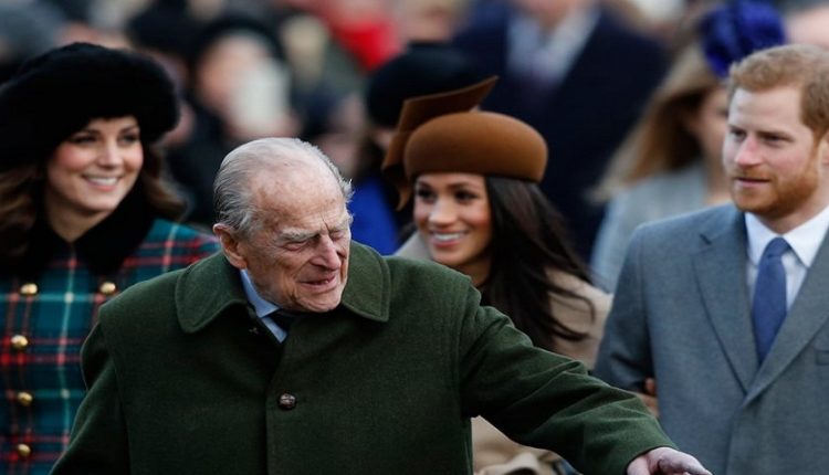 Νέες αποκαλύψεις για την βασιλική οικογένεια – Η προειδοποίηση του πρίγκιπα Φίλιππου στον Χάρι για την Μέγκαν Μαρκλ