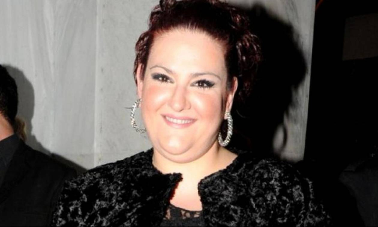 «Λύγισε» η Σοφία Βογιατζάκη: «Με βοήθησε πάρα πολύ σε όλο αυτό και μου άλλαξε τη ζωή» (βίντεο)