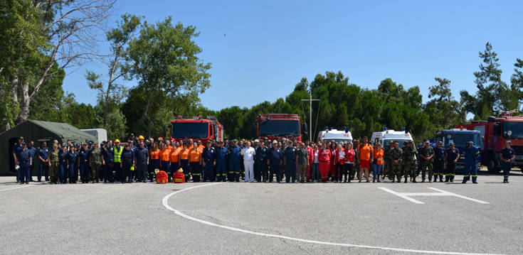 Φωτό: Άσκηση μείζονος ατυχήματος στον ναύσταθμο Κρήτης