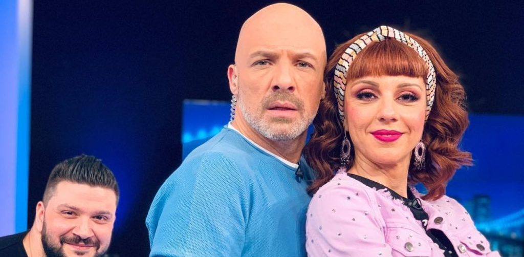 Ματίνα Νικολάου: «Ο Μουτσινάς μάλλον ”τορπιλίζει” καλά στο…»