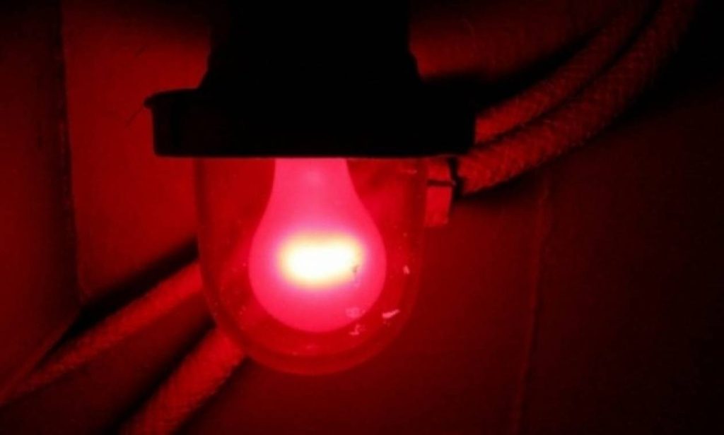 Το ξέρατε; Γιατί οι οίκοι ανοχής έχουν κόκκινο φως;