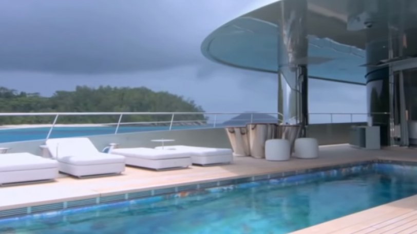 Στη Μύκονο το υπερπολυτελές γιoτ Savannah – Νοικιάζεται 1 εκατ. την εβδομάδα (βίντεο)