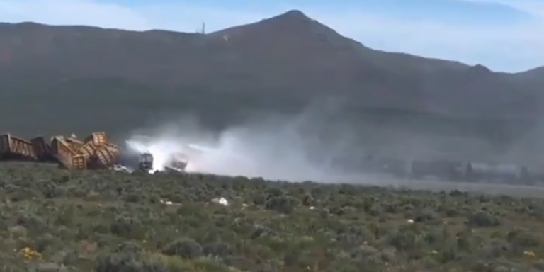 Συναγερμός στις ΗΠΑ: Εκτροχιάστηκε τρένο στη Νεβάδα που μετέφερε χειροβομβίδες (βίντεο)