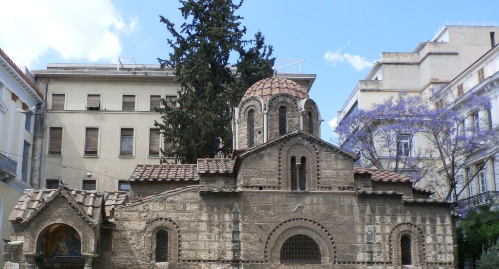 Πώς προέκυψε η φράση «είναι από τζάκι»;