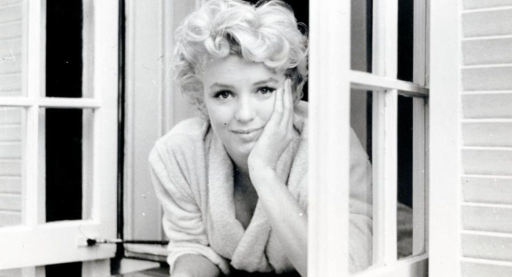 Οι πιο διαδεδομένες θεωρίες συνωμοσίας: Οι Kennedy δολοφόνοι της Marilyn και ο άνθρωπος που δεν πάτησε ποτέ στο φεγγάρι