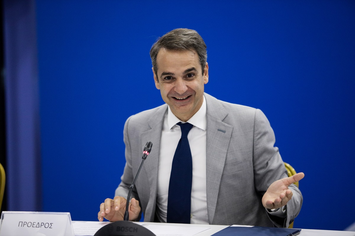 Κ.Μητσοτάκης: «Δεν θα απολυθεί κανείς δημόσιος υπάλληλος – Καμία μείωση στις συντάξεις» (βίντεο)