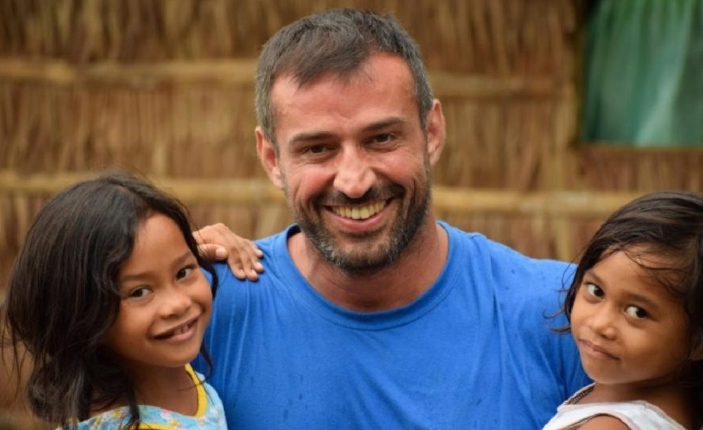 Γιώργος Κατσινόπουλος: «Για την Αποστολία Ζώη ένιωσα απέχθεια – Βρεθήκαμε σε κοινή παρέα κι έφυγα» (βίντεο)