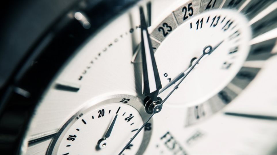 Τι θα συνέβαινε αν πραγματικά κάποιος μπορούσε για λίγο να σταματήσει το χρόνο;