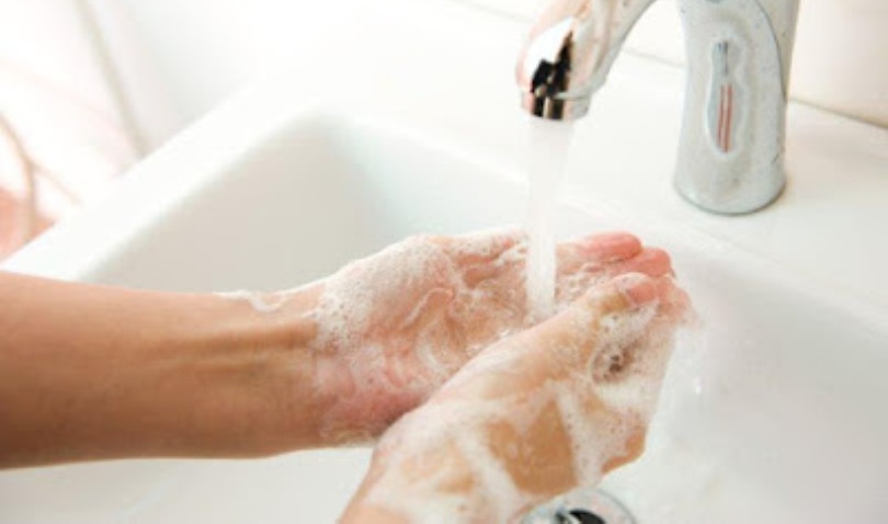 Το 97% όλων μας πλένει τα χέρια του λάθος- Δείτε τι δεν κάνουμε σωστά