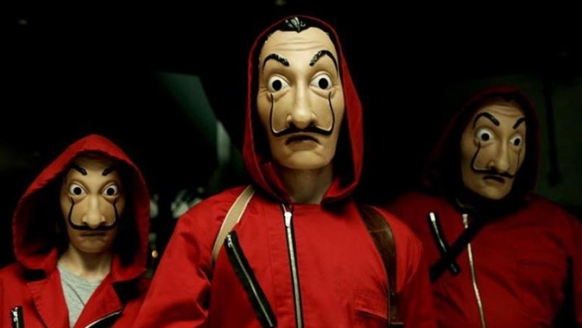 Αυτή είναι το κλειδί: Το νέο τρέιλερ του Casa de Papel παρουσιάζει το κρυφό όπλο του Profesor (βίντεο)