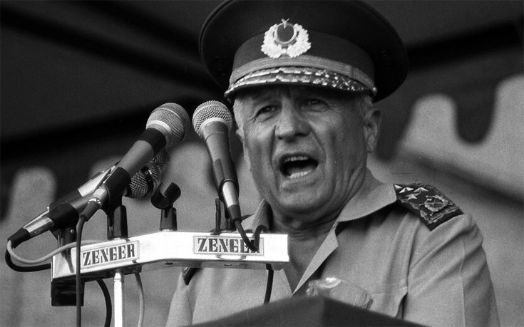 Κενάν Εβρέν: Ο σκληρός στρατηγός-δικτάτορας που άλλαξε την μοίρα της Τουρκίας! (φωτό, βίντεο)