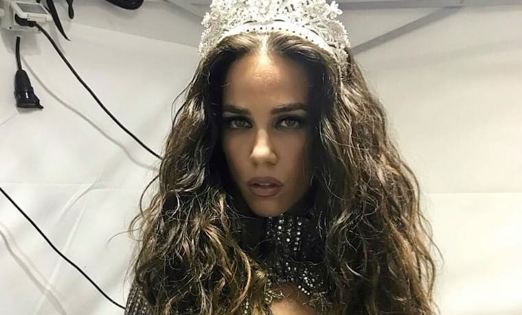 Η «εκρηκτική» εμφάνιση της Κατερίνας Στικούδη με… κορμάκι! (φώτο-βίντεο)