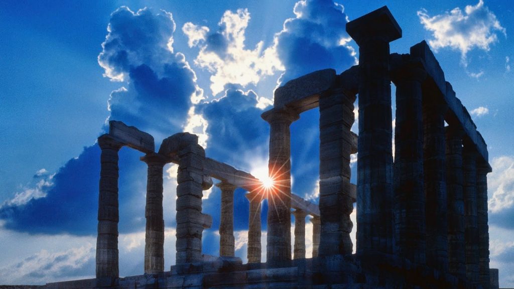 Οι τρεις λόγοι που ένας τουρίστας επισκέπτεται την Ελλάδα (βίντεο)