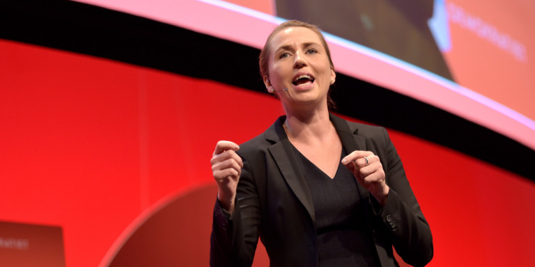 Η νέα πρωθυπουργός της Δανίας Μέτε Φρέντρικσεν έφτιαξε κυβέρνηση με 7 γυναίκες και 13 άνδρες