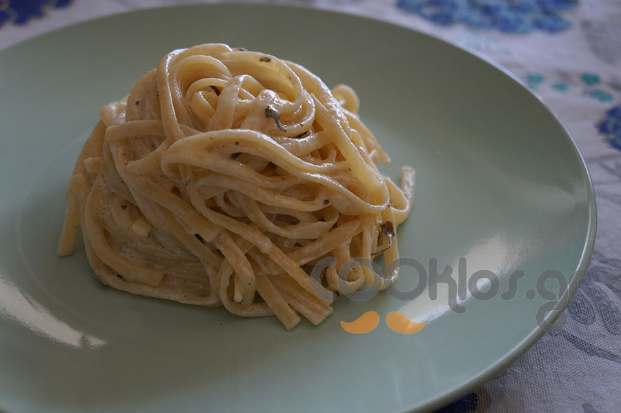 Η συνταγή της ημέρας: Λιγκουίνι με κρέμα γάλακτος και εστραγκόν