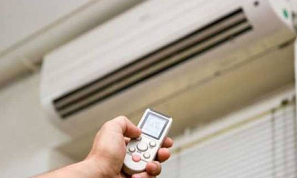 Λάρισα: Ανοιχτή κλιματιζόμενη αίθουσα λόγω καύσωνα