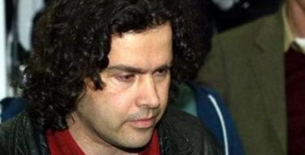 Σαν σήμερα: Η έκρηξη βόμβας στον Πειραιά που τραυματίζει τον Σάββα Ξηρό (βίντεο)