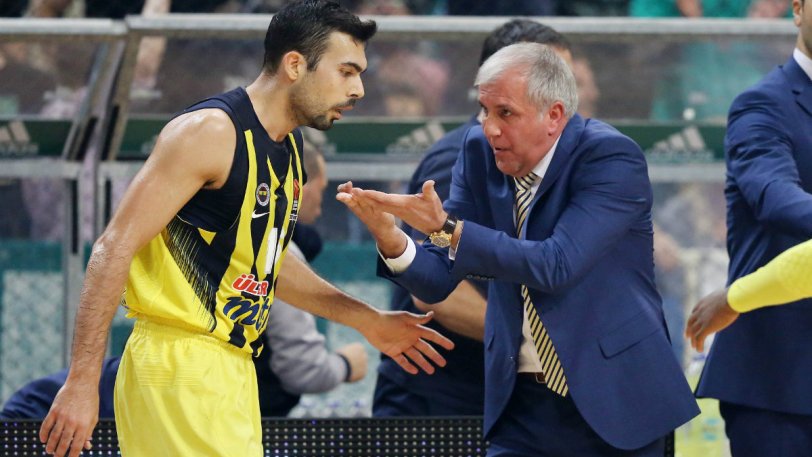 «Μένω για εσένα» – Η ατάκα του Σλούκα στον Ζοτς και το ποσό του deal