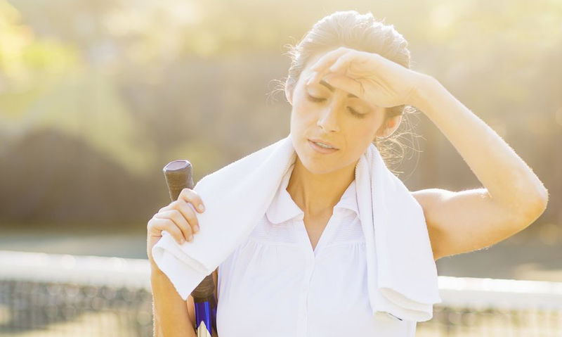 Φυσικοί τρόποι να αντιμετωπίσετε τη θερμοπληξία