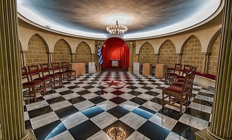 Έντεκα πράγματα που γνωρίζουμε για την μυστηριώδη Τεκτονική Αδελφότητα της Μεγάλης Στοάς της Ελλάδος (φωτο)