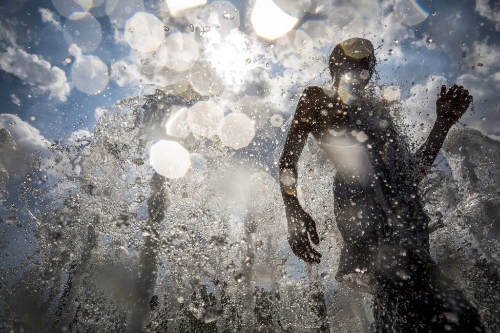 O καύσωνας έφερε κύμα πνιγμών – 150 νεκροί τον Ιούνιο σε Πολωνία-Λιθουανία
