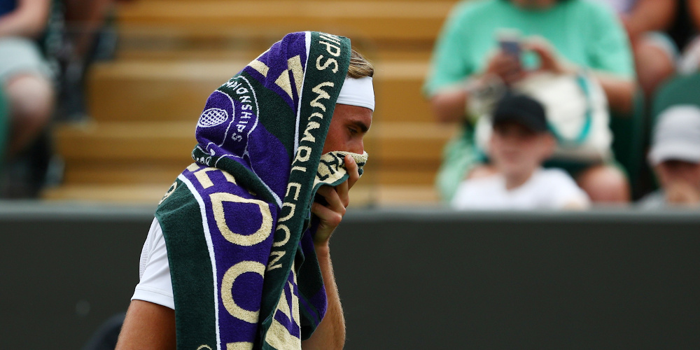 Κάζο Τσιτσιπά στην πρεμιέρα του Wimbledon – Αποκλείστηκε από το Νο 89 της παγκόσμιας κατάταξης