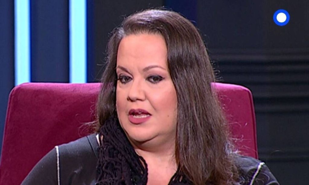 Αλέξια Μουστάκα: «Ο πατέρας μου ταλαιπωρήθηκε πολύ από τον καρκίνο, αλλά προσπαθούσε να μου το κρύψει» (βίντεο)