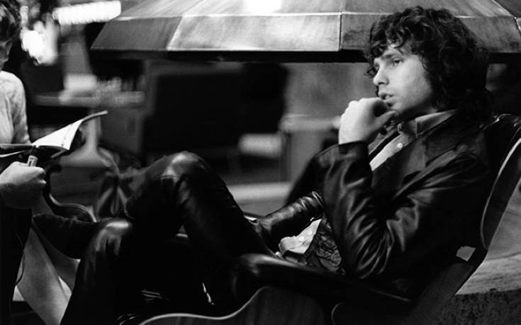 Τζιμ Μόρισον: Οι θεωρίες συνωμοσίας για τον θάνατο του συμβόλου της ροκ – Η βιαστική κηδεία και η θεωρία ότι ζει (φώτο)