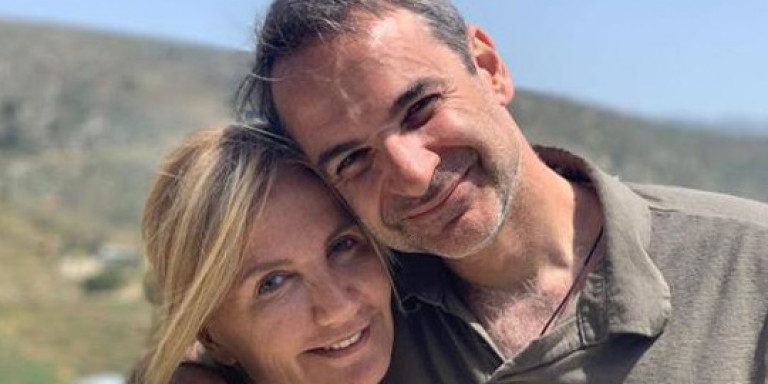 Η τρυφερή φωτογραφία της Μαρέβας με τον Κυριάκο Μητσοτάκη από τον Βόλο (φωτο)