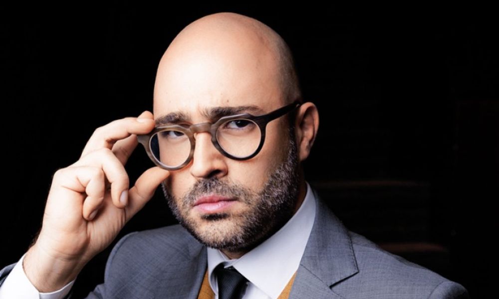 Ο Κωνσταντίνος Μπογδάνος με τους άνδρες των ΜΑΤ που τον έσωσαν το 2012 (φώτο)