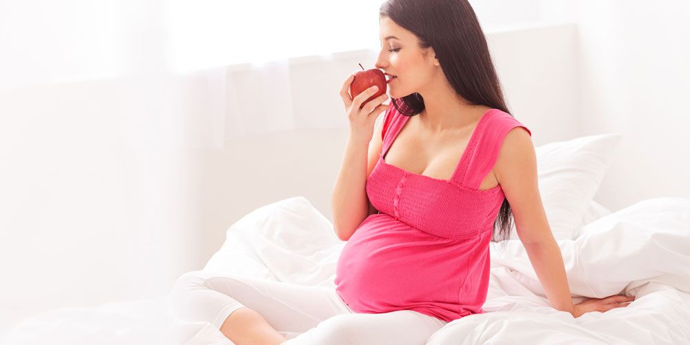 Γιατί κλωτσάει το μωρό στην κοιλιά; Όχι για το λόγο που νομίζετε