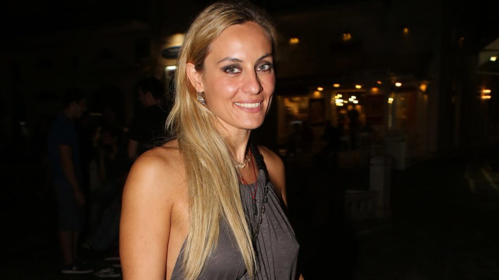 Διαδικτυακό… πέσιμο της Ελεονώρας Μελέτη σε Τσίπρα και ΣΥΡΙΖΑ