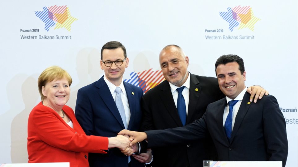 H Μέρκελ δε μπορεί να κρύψει τη χαρά της για τις Πρέσπες: Υπόδειγμα συνεργασίας στα Βαλκάνια