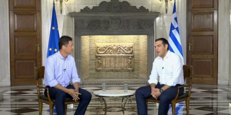 Οργή στο twitter με τα γέλια του Αλέξη Τσίπρα ενώ μιλούσε για την πτώση F-16 και τον θάνατο δύο πιλότων