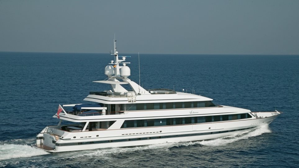 Έρικ Κλάπτον: Διακοπές στα Δωδεκάνησα με εντυπωσιακό σκάφος (φωτο)