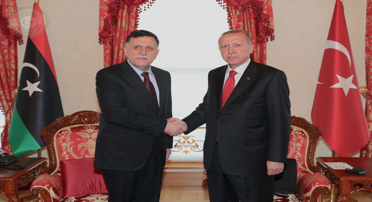 Συμφωνία Αγκυρας-Τρίπολης για ΑΟΖ & αποστολή δυνάμεων – Χαφτάρ: «Θα απαντήσω στους Τούρκους στα πεδία των μαχών»