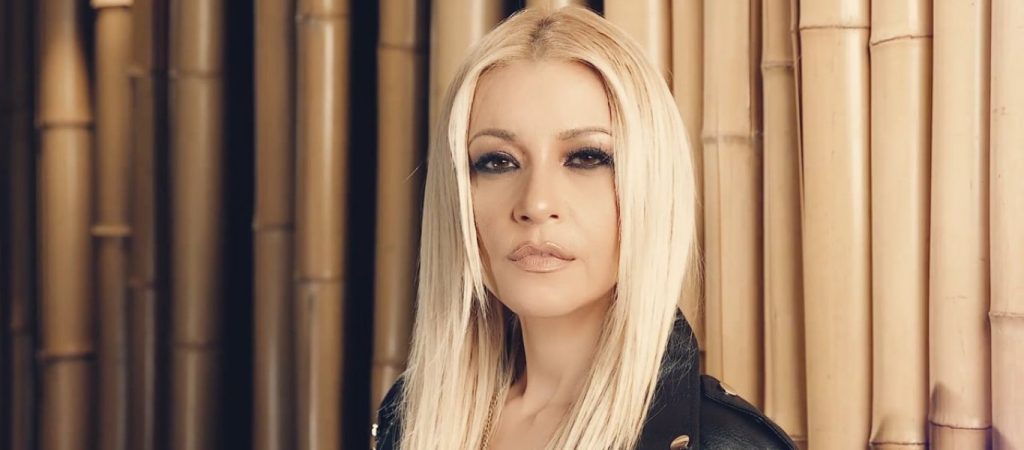 Λένα Παπαδοπούλου: Ποζάρει με το προκλητικό της μπικίνι και «μοιράζει» εγκεφαλικά (φωτο)