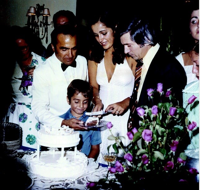 Η ζωή του Κυριάκου Μητσοτάκη μέσα από σπάνιες φωτογραφίες (φωτο)