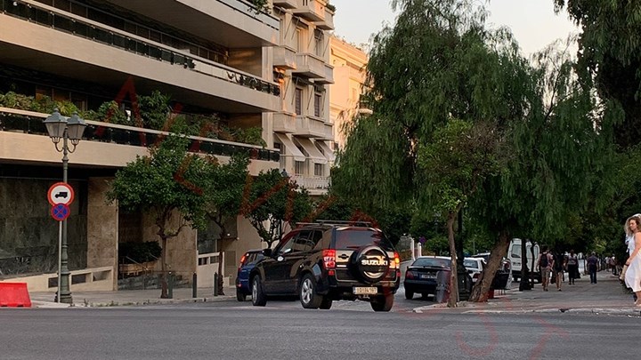 Ο Μητσοτάκης απομάκρυνε τις κλούβες των ΜΑΤ από το Μαξίμου (φωτο)