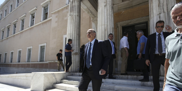 Τηλεφωνική επικοινωνία είχε ο νέος υπουργός Εξωτερικών Νίκος Δένδιας με τον Μεβλούτ Τσαβούσογλου