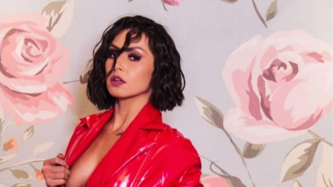 Σκέτη απόλαυση η Μαρία Τζινέρη με το αποκαλυπτικό της μαγιό (φώτο)